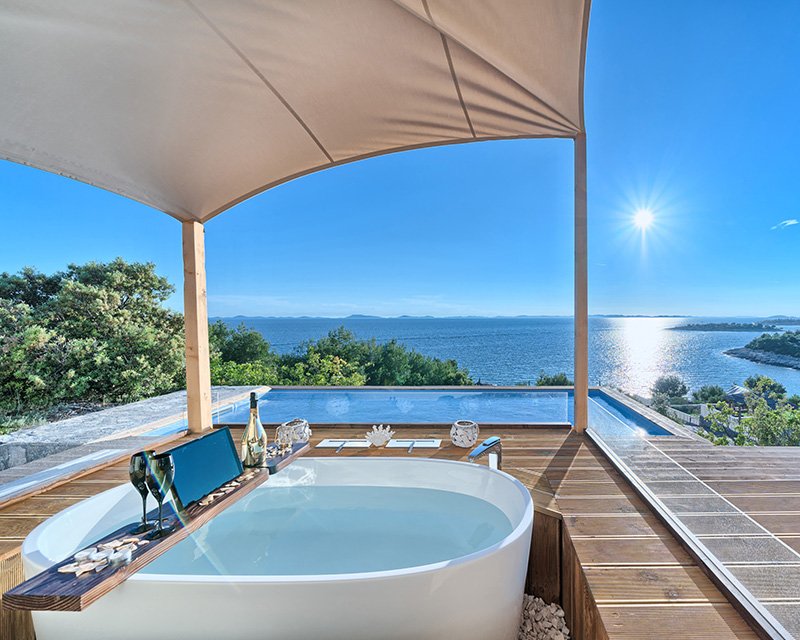 Glamping for 2 luxury terrace Golden Haven resort